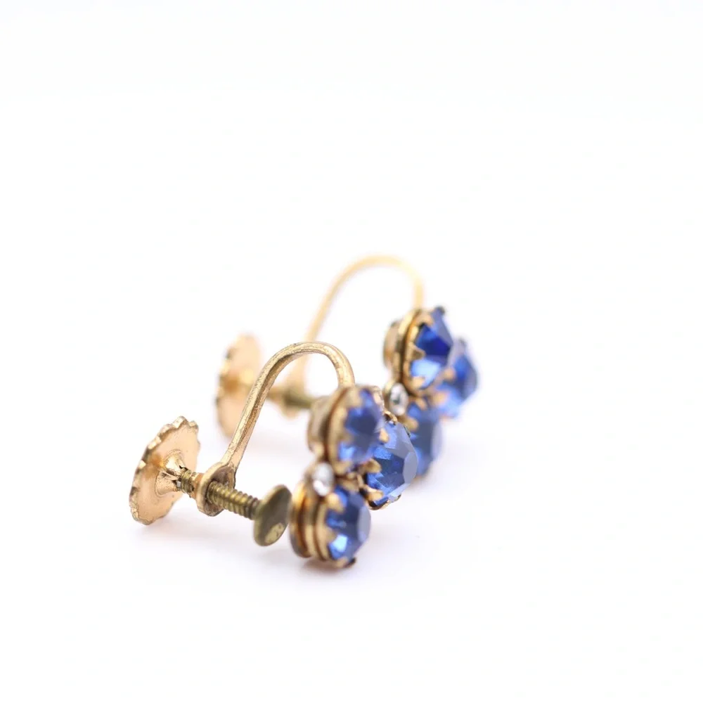 Vintage CARO Blue Rhinestone Floral Earrings Gold Tone Screw Back Cluster